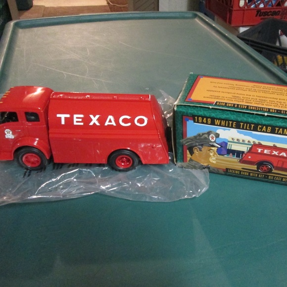TEXACO DIE CAST METAL TRUCK - Picture 1 of 1